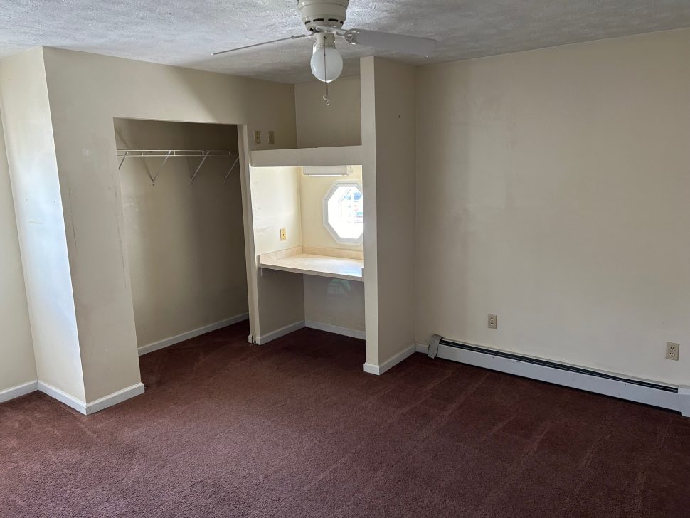 Photo of Blue Gate Properties, 1009 Carleton St Apt 2 (5)