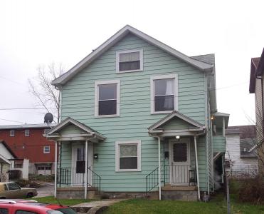 31 1/2 Morrison St 3 Bedroom Duplex $1150